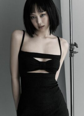 Black Cut-Out Chest Bow Dress | Jennie - BlackPink