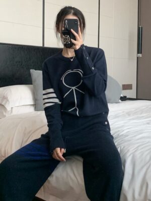 Jinyoung – GOT7 Navy Blue Stickman Sweater (18)