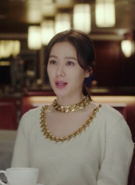 White Chain Collar Sweater | Yoon Se Ri - Crash Landing On You