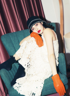 Black Wool Knitted Bucket Hat | Hyuna