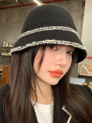Black Wool Knitted Bucket Hat Hyuna (9)