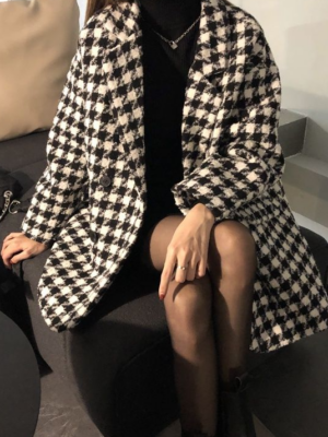 Jeonghan – Seventeen – Black And White Houndstooth Loose Coat (4)