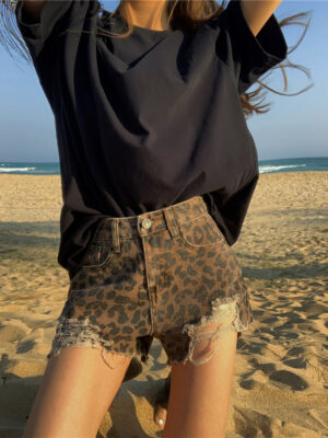 Minnie – (G)I-DLE Brown Frayed Leopard Shorts(28)