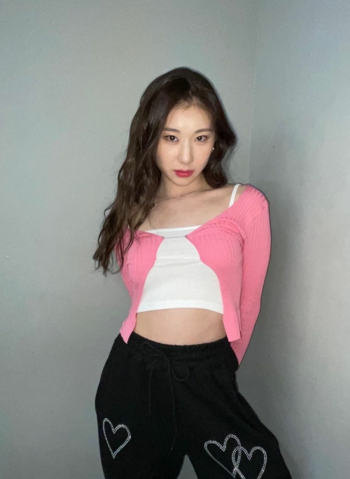 Pink Ribbed Open Cardigan | Chaeryeong - ITZY