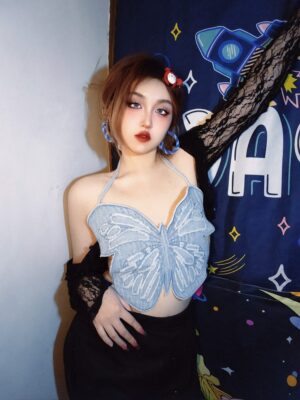 Shuhua – (G)I-DLE Blue Butterfly Denim Backless Top (9)