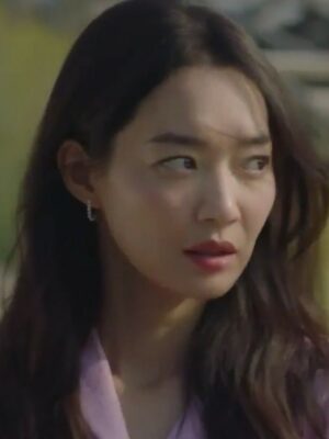 White And Blue Pearl Hoop Asymmetrical Earrings | Yoon Hye Jin – Hometown Cha-Cha-Cha