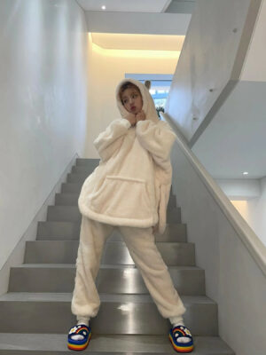 White Fleece Polar Bear Pajama Set | Yeji – ITZY