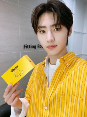 Yellow Striped Oversized Shirt | Sunghoon – Enhypen