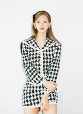 White And Black Sailor Collar Tweed Jacket | Miyeon - (G)I-DLE