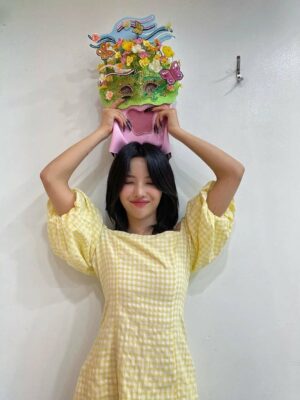 Yellow Plaid Off Shoulder Dress | Soyeon – (G)I-DLE