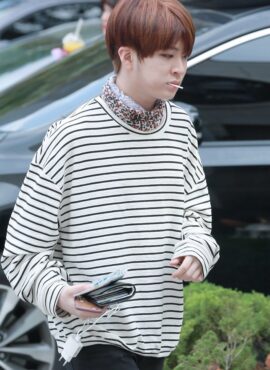 White Long Sleeve Striped T-Shirt | Youngjae - GOT7