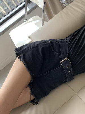 Black Denim Belted Shorts Yuqi – (G)IDLE black (5)