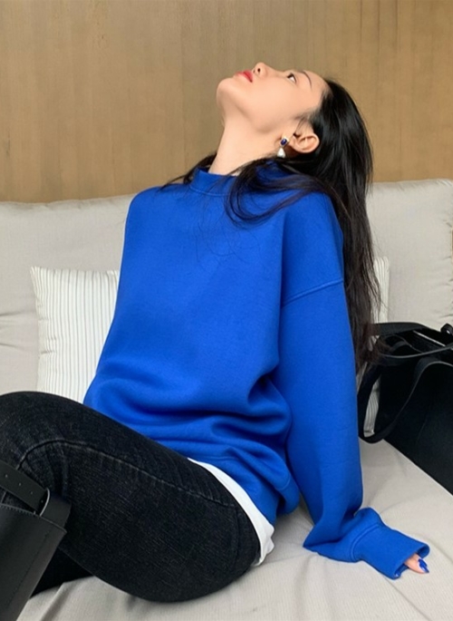Dark Blue Oversized Sweatshirt | Gahyeon – Dreamcatcher