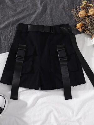 Heejin – Loona Black Buckle Shorts (1)