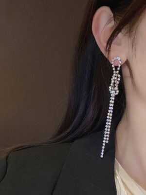 Irene – Red Velvet White Crystal Tassel Earrings (6)