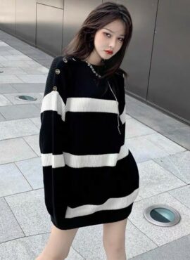 Black Buttoned Shoulders Stripe Sweater | Somi