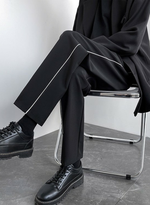 Black Outlined Suit Pants | Do Kyung Seok – My ID is Gangnam Beauty