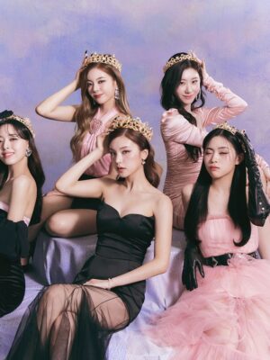 Pink Satin Lace Dress | Chaeryeong – ITZY