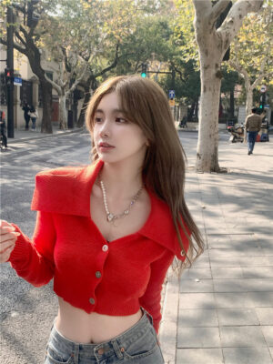 Red Wide Collared Short Cardigan Somi (9)