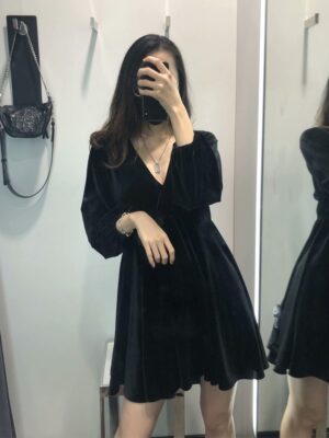 Rose – BlackPink Black Retro Velvet Doll Dress (3)