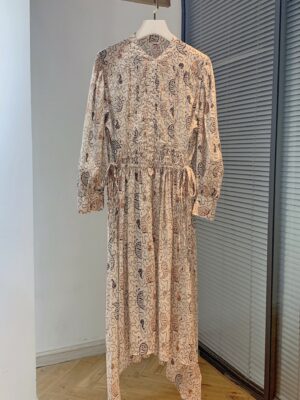 Beige Vintage Pattern Dress Yoon Hye Jin – Hometown Cha-Cha-Cha front (5)