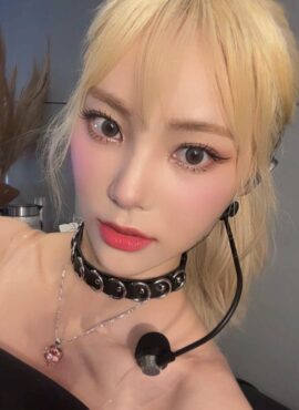 Black Grunge Choker Necklace With Loops | Jinsoul - Loona