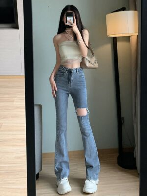 Blue Large Rip Flare Jeans Yuqi – (G)I-DLE (11)
