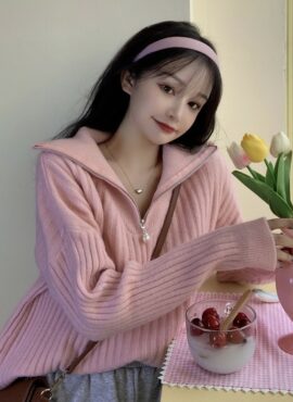 Pink Wide Collared Sweater | Jungwon - Enhypen