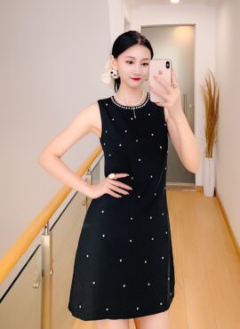 Black Dress With Crystal Details | Yoona - Girls Generation