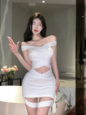 Yuna – ITZY White Cross Ribbed Top (8)