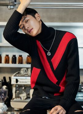 Black And Red Color Block Turtleneck Sweater | Mingyu - Seventeen