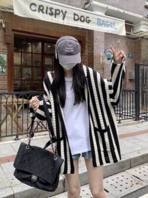 Black And White Stripes Hooded Cardigan Taeyong – NCT (10)