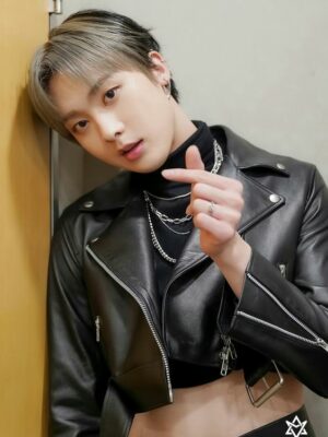 Black Cropped Synthetic Leather Jacket | Sanha – Astro