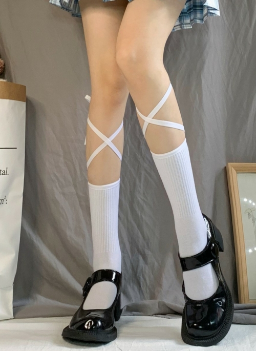 White Mid-Length Cross-Tie Socks | Jihyo – Twice