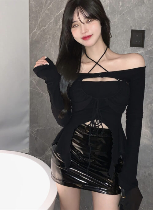 Black Halter Summer Knitted Top | Yuqi – (G)I-DLE