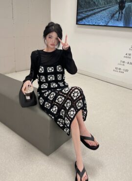 Black Crochet Dress | Shuhua - (G)I-DLE