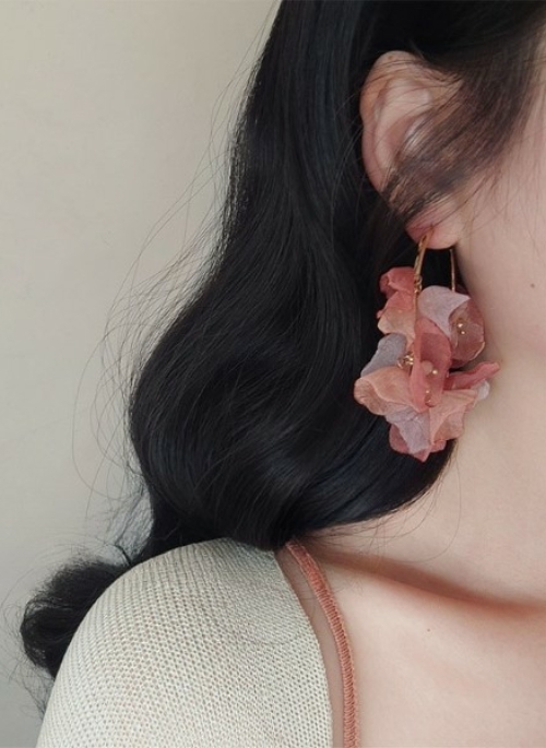 Pink Floral Hoop Earring | Chung Ha
