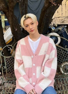 Pink Checkered Knitted Cardigan | Felix - Stray Kids