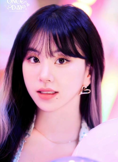 Gold Customizable Heart Statement Earrings | Chaeyoung – Twice