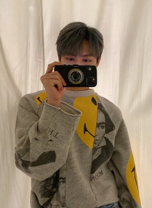 Grey Printed Fleece Sweatshirt | Jun – Seventeen
