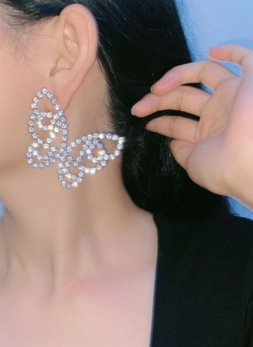 Silver Large Crystal Butterfly Earrings | Yuqi – (G)I-DLE