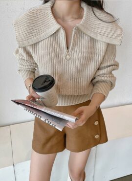 Beige Wide Collared Sweater With Zipper | Miyeon - (G)I-DLE