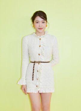 White Texture Ruffles Dress | Yeri - Red Velvet