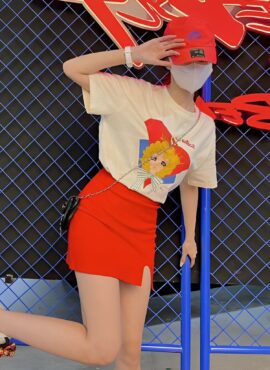 Red Side Slit Mini Skirt | Wonyoung - IVE