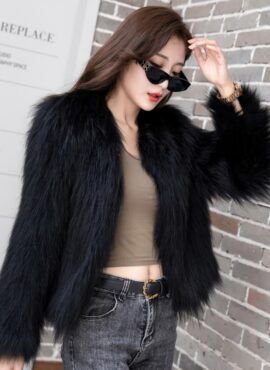 Black Faux Fur Jacket | Lisa - BlackPink