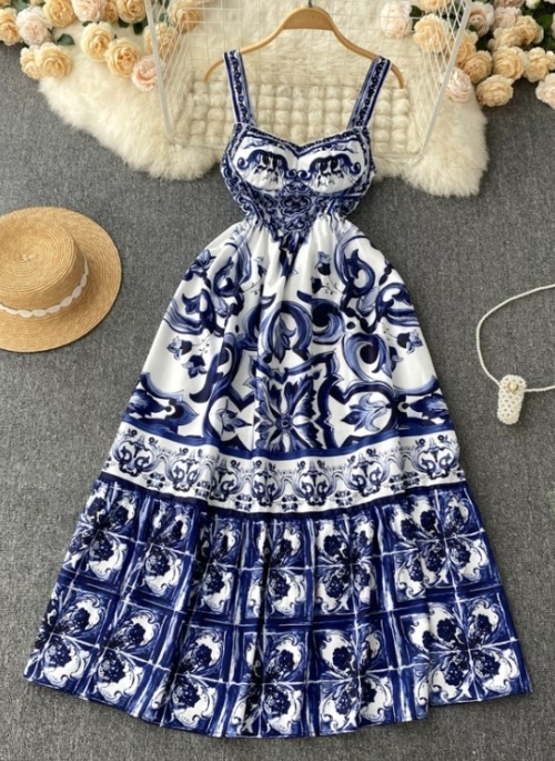Blue Sweetheart Neckline Brocade Long Dress | Kang Han Na - Agency