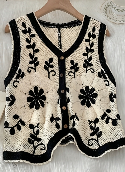 Black and White Flower Embroidered Knitted Vest | J – STAYC