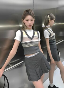Grey Vertical Stripe Box Pleated Skirt | J – STAYC