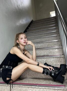 Black Gladiator Boots | Miyeon - (G)I-DLE