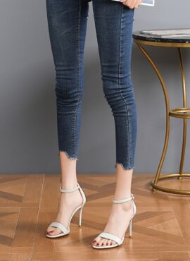 White Classic Strap Heels | Yuna - ITZY